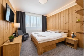 Apartmán 2 — manželská posteľ